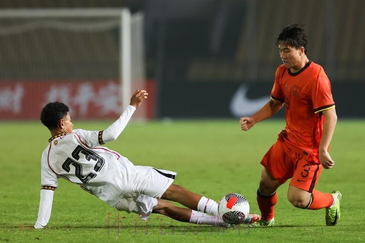 中国U-16国家男足14比0大胜东帝汶队 中国U-16国家男足14比0大胜东帝汶队